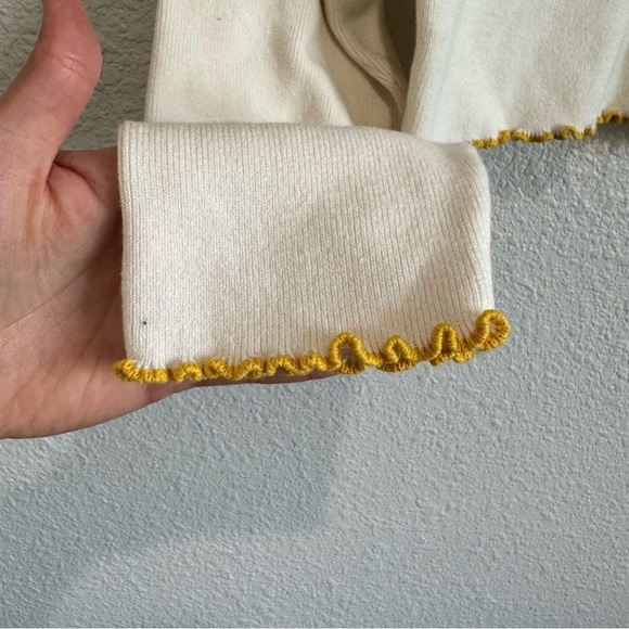 2. Urban Outfitters UO Zella Pullover Exposed-Hem Mock Neck Sweater Cream Small - Picture 9 of 10